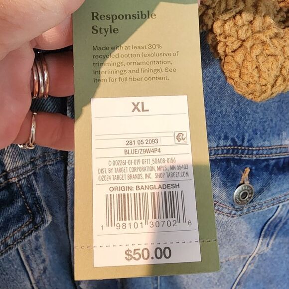 NWT Goodfellow & Co Denim Heavy Weight Trucker Jacket W/ Faux Fur Lining - Picture 10 of 10